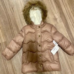 Toddler girls Old Navy puffer jacket